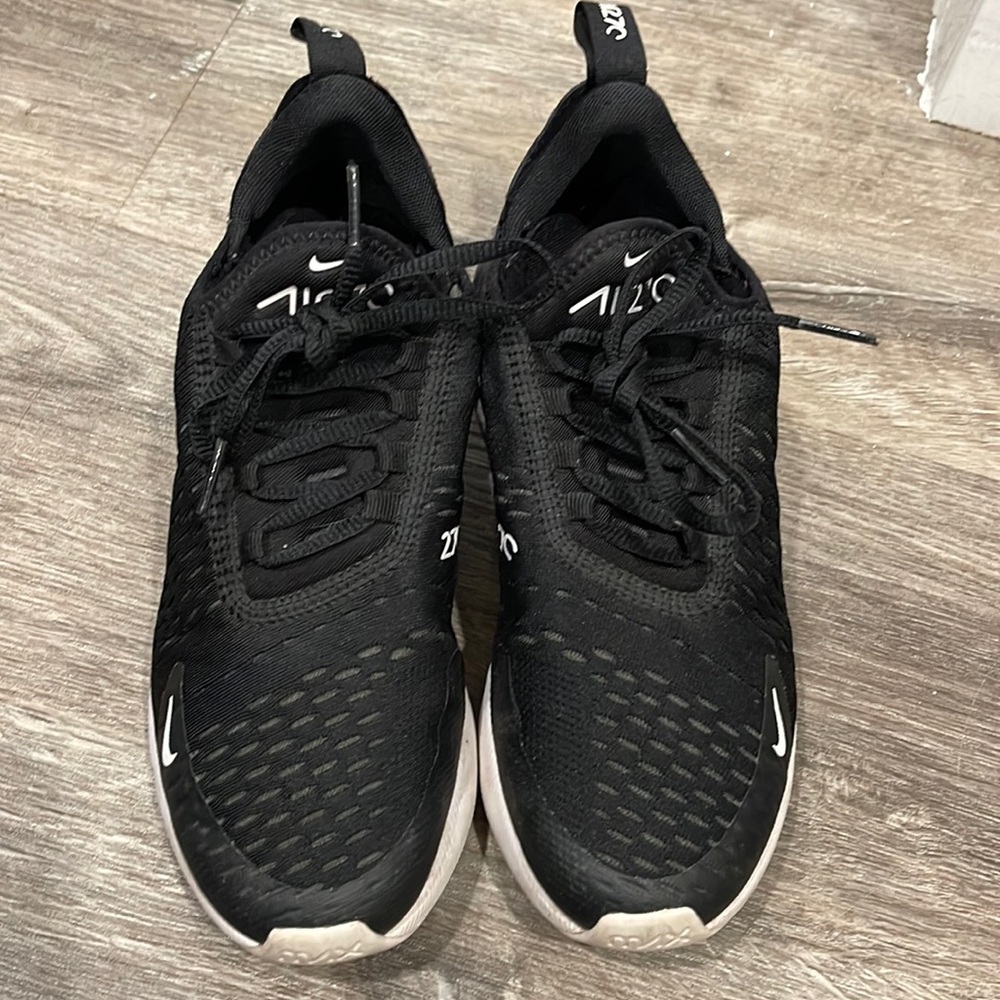 Nike Air 270